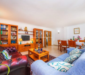 Na predaj priestranný apartmán v Capdepera s výhľadom na more, Malorka