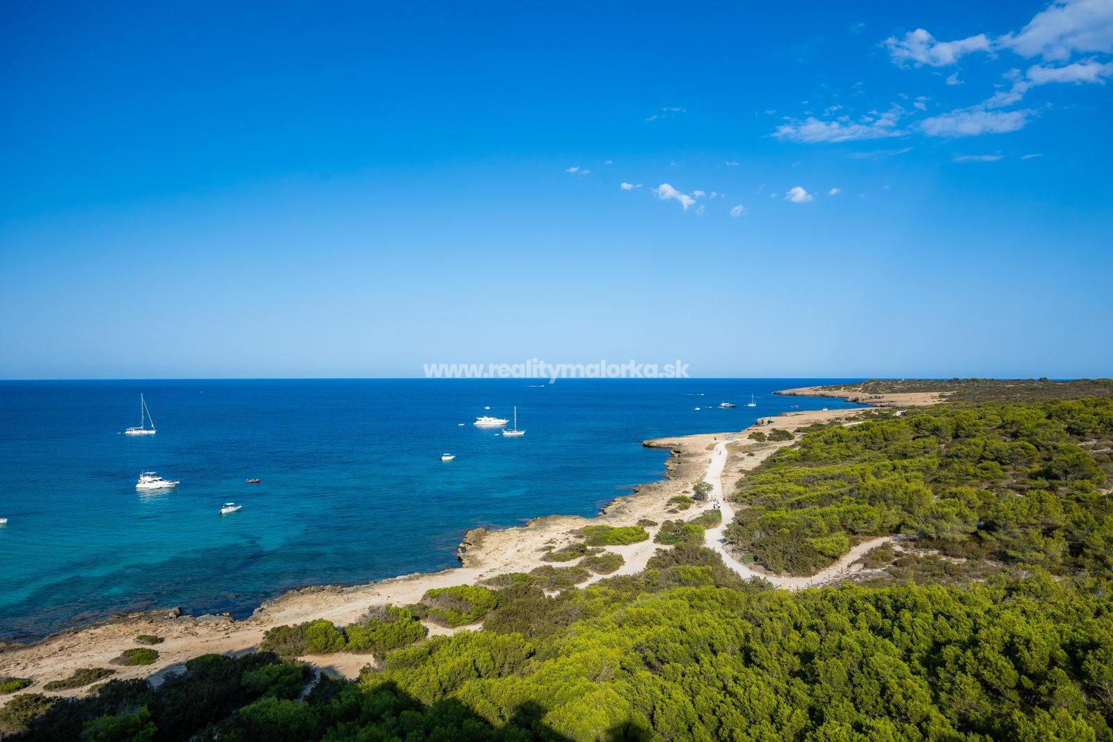 Na predaj fantastický apartmán s výhľadom na more v Cala Millor, Malorka
