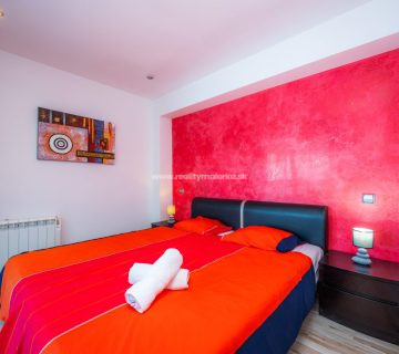 Na predaj fantastický apartmán s výhľadom na more v Cala Millor, Malorka