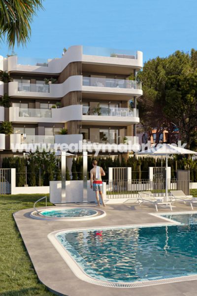 Na predaj moderný apartmán so spoločným bazénom v Cala Rajada, Malorka