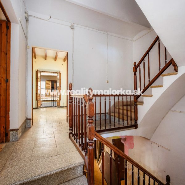 Na predaj mestský dom v historickom srdci mesta Artà, Malorka